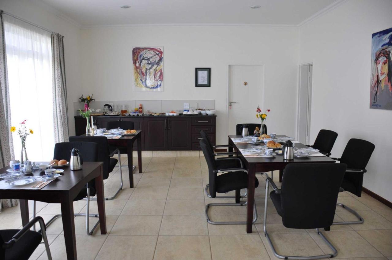 Amohela Guesthouse Midrand Buitenkant foto