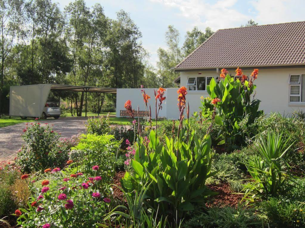 Amohela Guesthouse Midrand Buitenkant foto