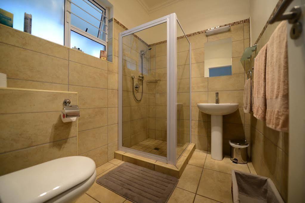 Amohela Guesthouse Midrand Buitenkant foto