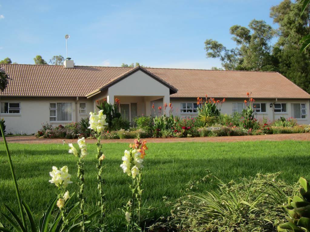 Amohela Guesthouse Midrand Buitenkant foto